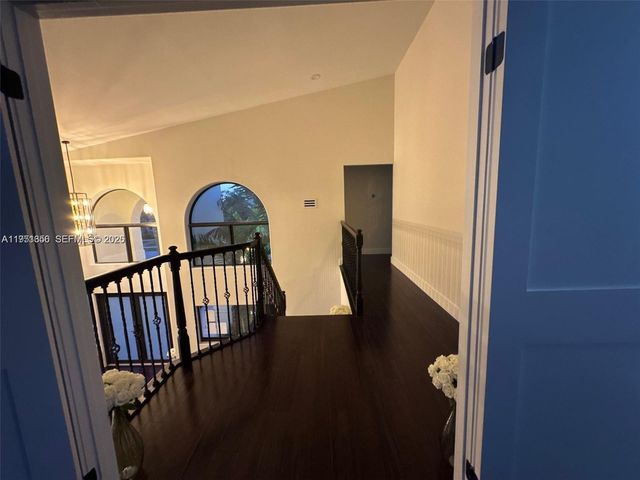 20160 NW 9th Dr, Pembroke Pines, FL 33029