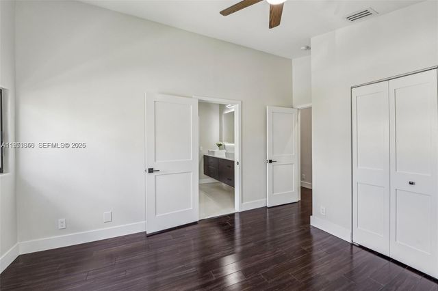 20160 NW 9th Dr, Pembroke Pines, FL 33029