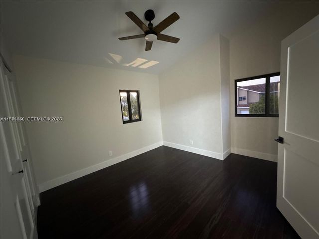 20160 NW 9th Dr, Pembroke Pines, FL 33029