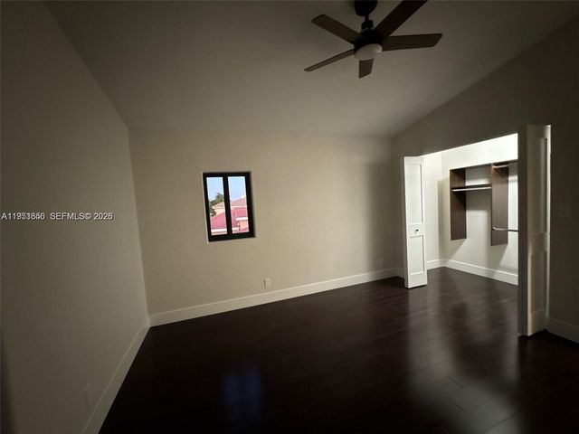 20160 NW 9th Dr, Pembroke Pines, FL 33029