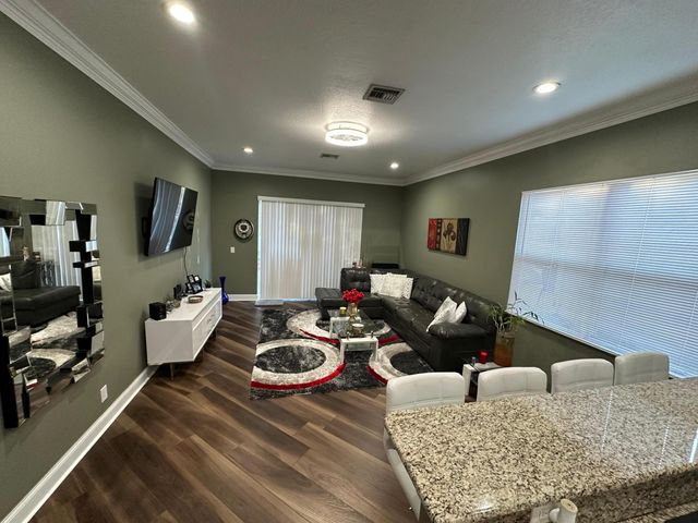 942 NW Leonardo Circle, Port St. Lucie, Port St Lucie, FL 34986