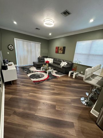 942 NW Leonardo Circle, Port St. Lucie, Port St Lucie, FL 34986