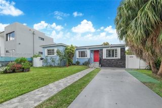 6350 NW 39th Ter, Virginia Gardens, FL 33166