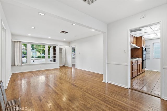 16753 Magnolia, Encino, CA 91436
