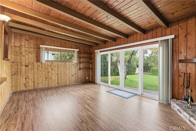 16753 Magnolia, Encino, CA 91436