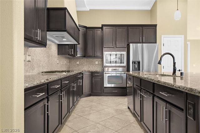 956 Rue Grand Paradis Lane, Henderson, NV 89011