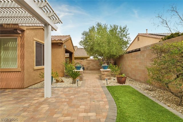 956 Rue Grand Paradis Lane, Henderson, NV 89011