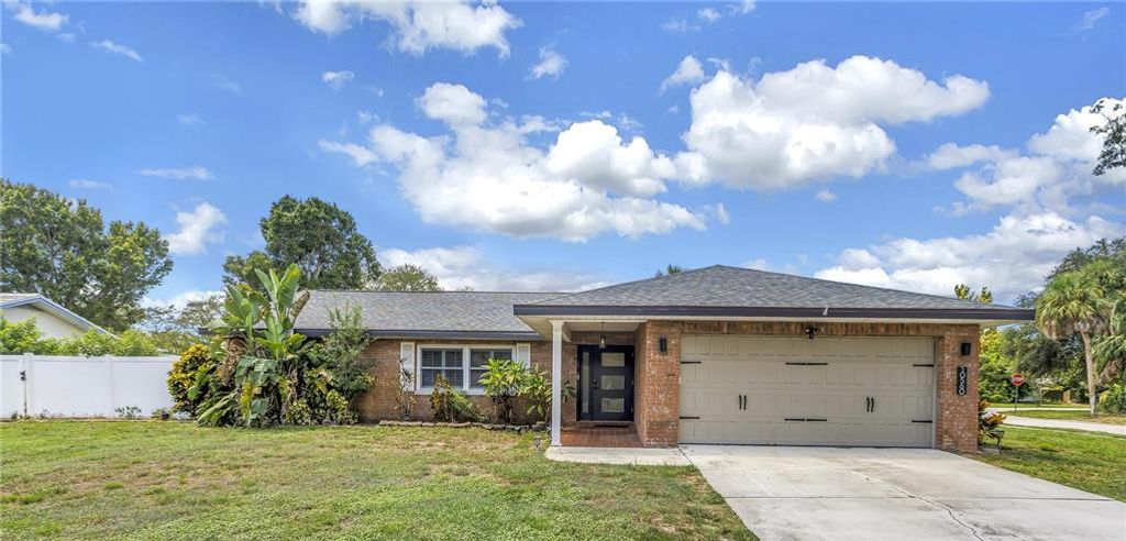 10560 95TH STREET, Seminole, FL 33777