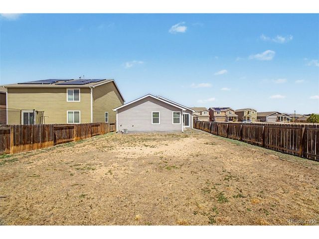 47386 Lily Ave, Bennett, CO 80102