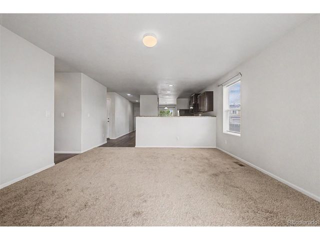 47386 Lily Ave, Bennett, CO 80102