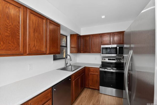 404 Hugo, Kerrville, TX 78028