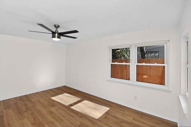 404 Hugo, Kerrville, TX 78028