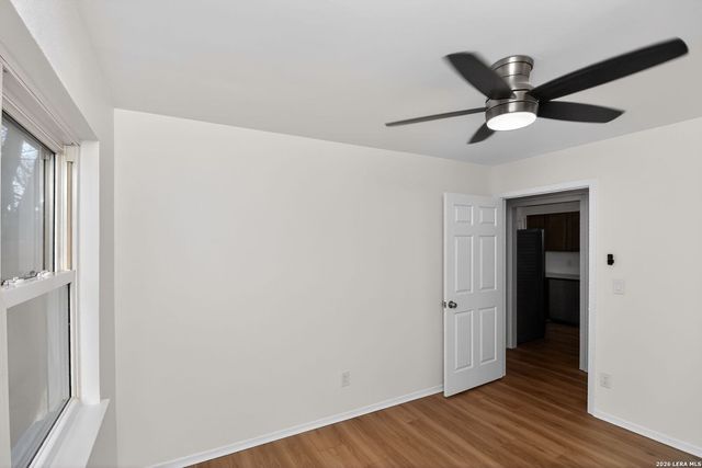 404 Hugo, Kerrville, TX 78028