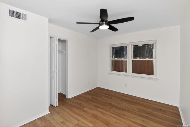 404 Hugo, Kerrville, TX 78028