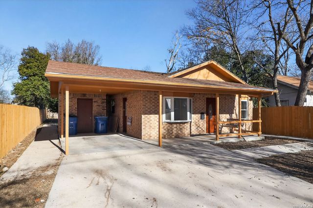 404 Hugo, Kerrville, TX 78028