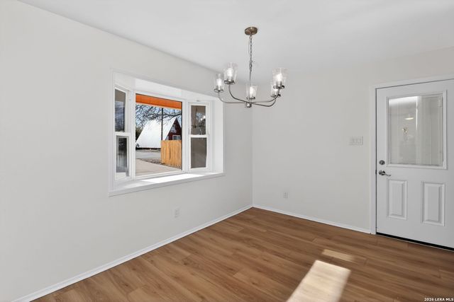 404 Hugo, Kerrville, TX 78028