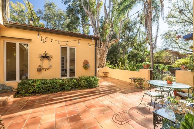 438 VILLAGRANDE AVENUE S, St Petersburg, FL 33707