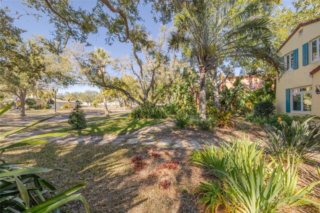 438 VILLAGRANDE AVENUE S, St Petersburg, FL 33707