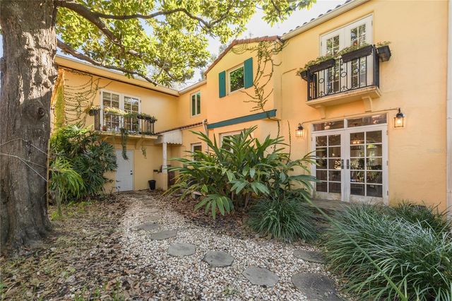 438 VILLAGRANDE AVENUE S, St Petersburg, FL 33707