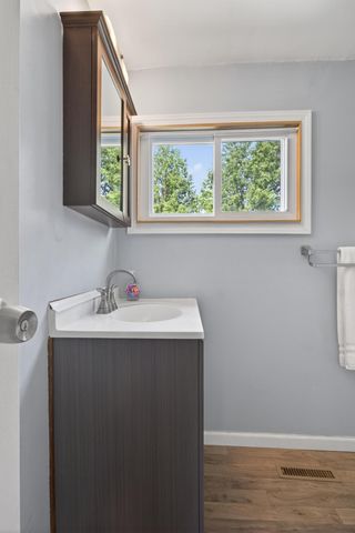 2401 14th Avenue E, North Saint Paul, MN 55109