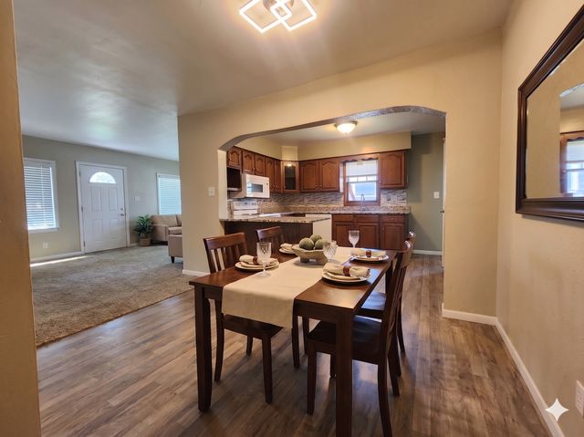 2401 14th Avenue E, North Saint Paul, MN 55109