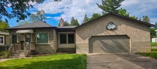 2401 14th Avenue E, North Saint Paul, MN 55109