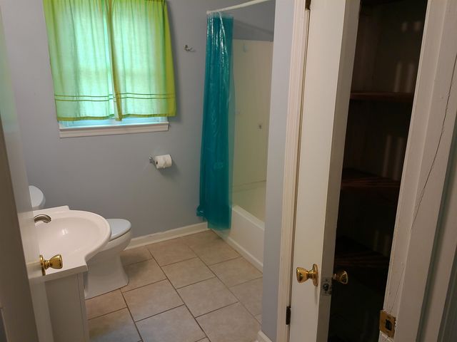 4389 McQueen St., Loris, SC 29569