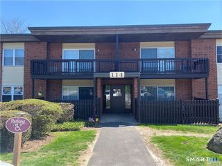 114 Balance Rock Road 8, Seymour, CT 06483