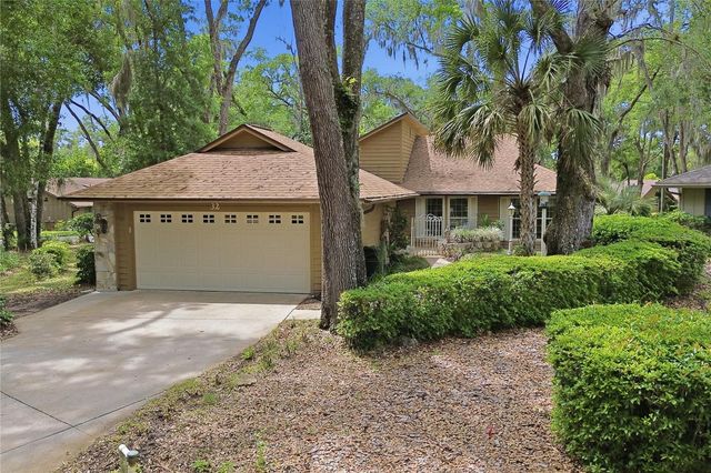 32 RAMBLEWOOD TRAIL, Deland, FL 32724
