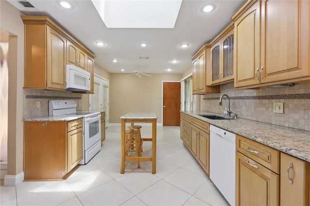 32 RAMBLEWOOD TRAIL, Deland, FL 32724