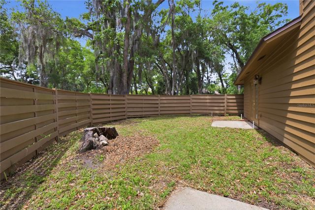 32 RAMBLEWOOD TRAIL, Deland, FL 32724