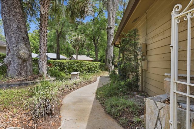 32 RAMBLEWOOD TRAIL, Deland, FL 32724