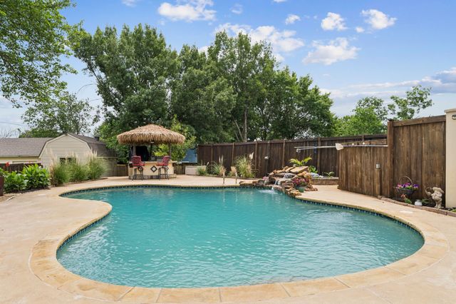 582 Perro Place, Highland Village, TX 75077