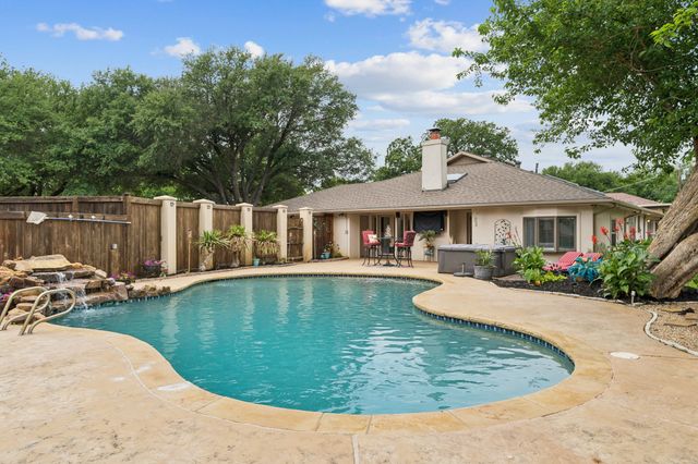 582 Perro Place, Highland Village, TX 75077