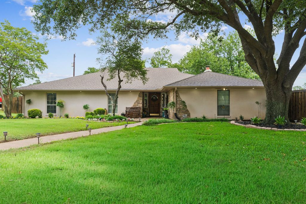 582 Perro Place, Highland Village, TX 75077
