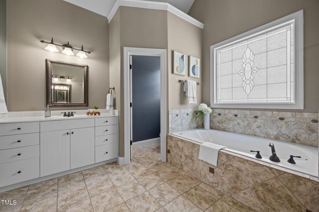 6313 Southern Charm Lane, Raleigh, NC 27603