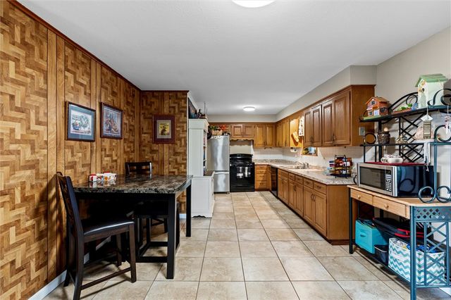 903 W Olrich Street, Rogers, AR 72756