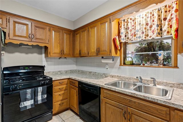 903 W Olrich Street, Rogers, AR 72756