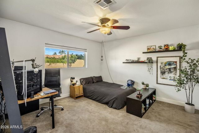 138 W SURREY Avenue, Phoenix, AZ 85029