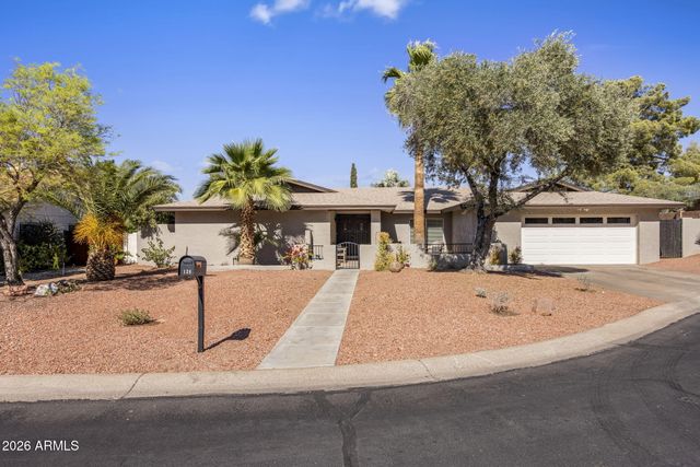 138 W SURREY Avenue, Phoenix, AZ 85029