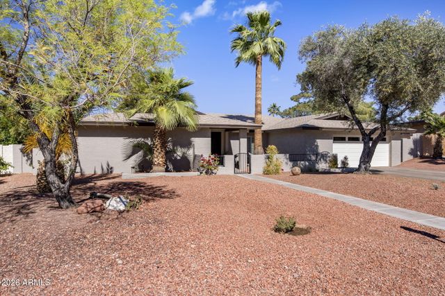 138 W SURREY Avenue, Phoenix, AZ 85029