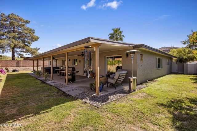 138 W SURREY Avenue, Phoenix, AZ 85029