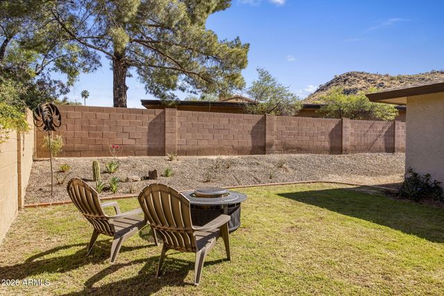 138 W SURREY Avenue, Phoenix, AZ 85029