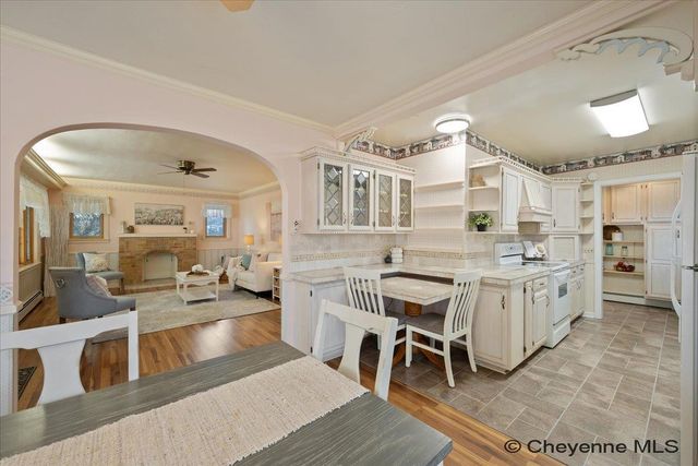 903 FOYER AVE, Cheyenne, WY 82001