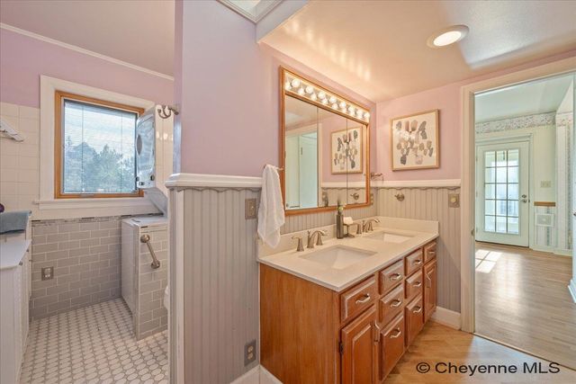 903 FOYER AVE, Cheyenne, WY 82001