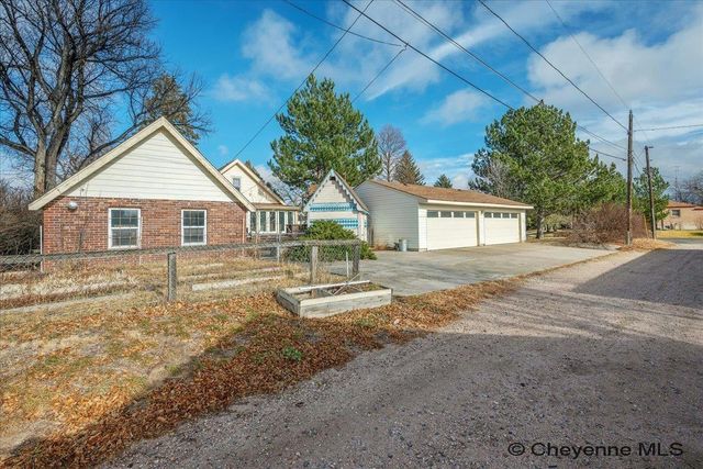 903 FOYER AVE, Cheyenne, WY 82001