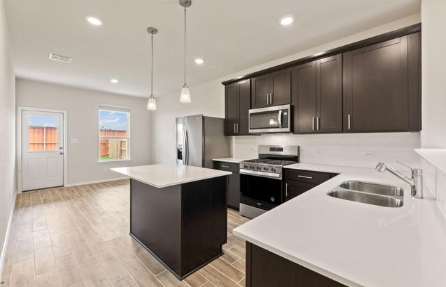 328 Kapok ST, Buda, TX 78610