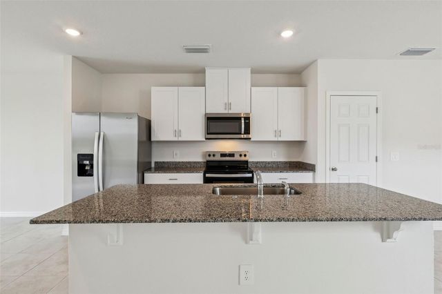 2533 MERSEYSIDE COURT, Haines City, FL 33844