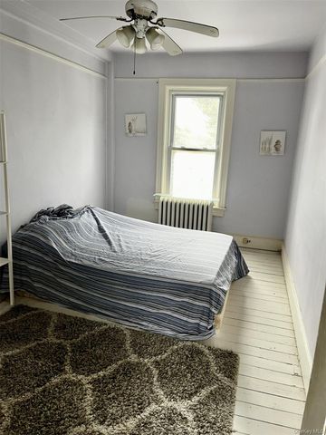 7 Gerhardy Court, East Islip, NY 11730