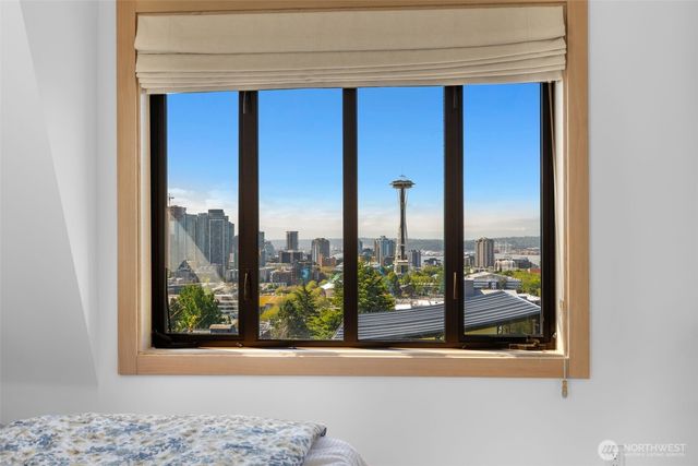 370 Highland Drive, Seattle, WA 98109